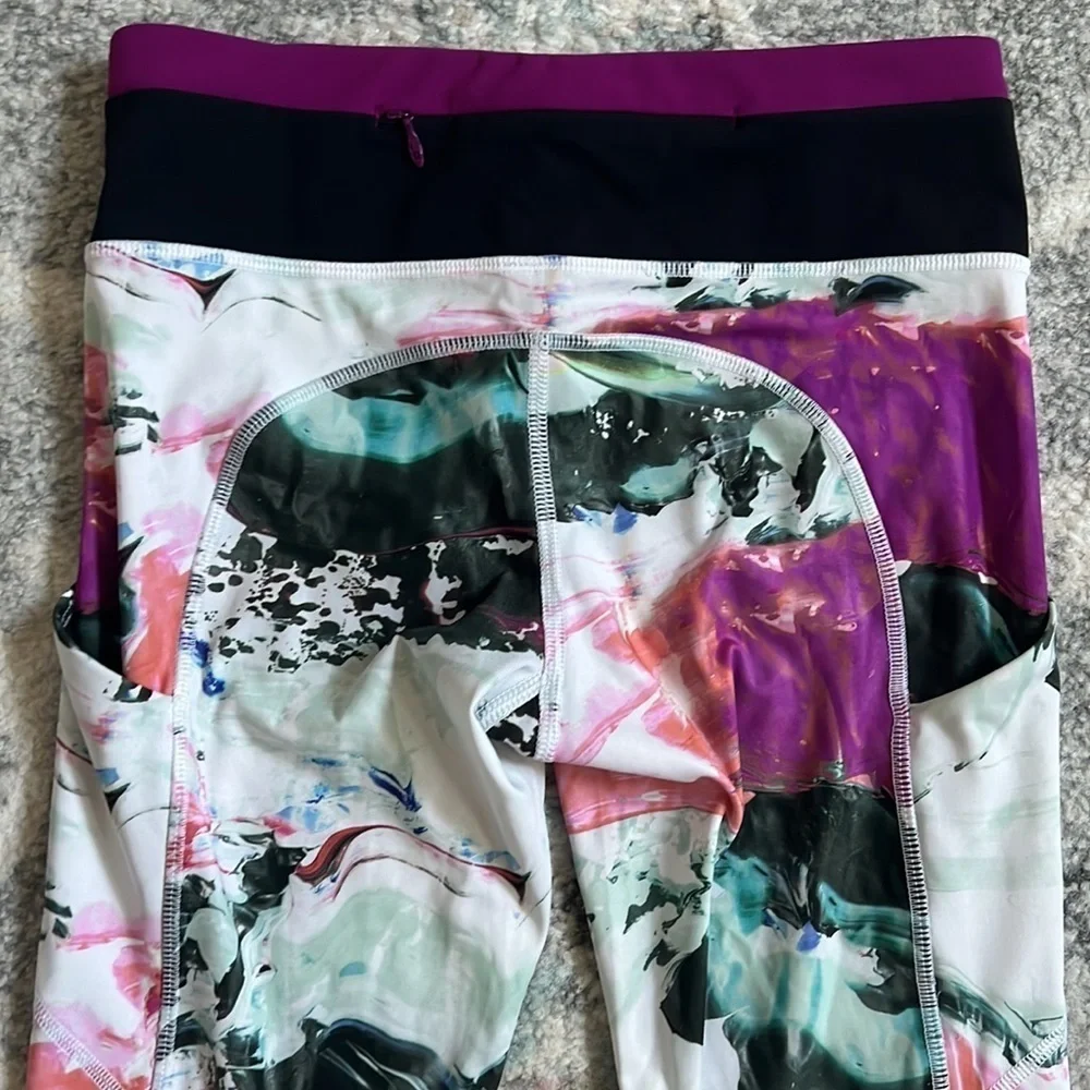lululemon athletica excellent size
